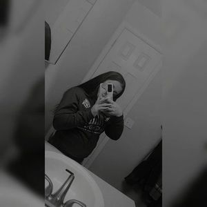 Meet your Posher, Alondra